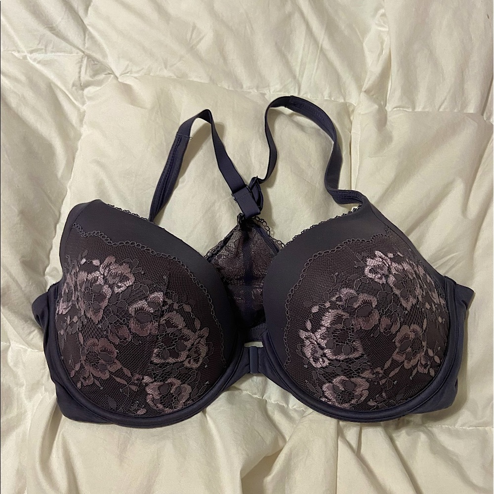 Victoria secret front clasp bra